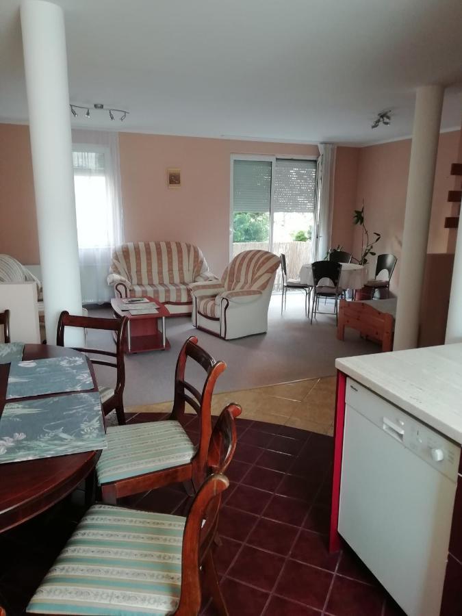 شقة سيغيد  في Rokus Apartman المظهر الخارجي الصورة